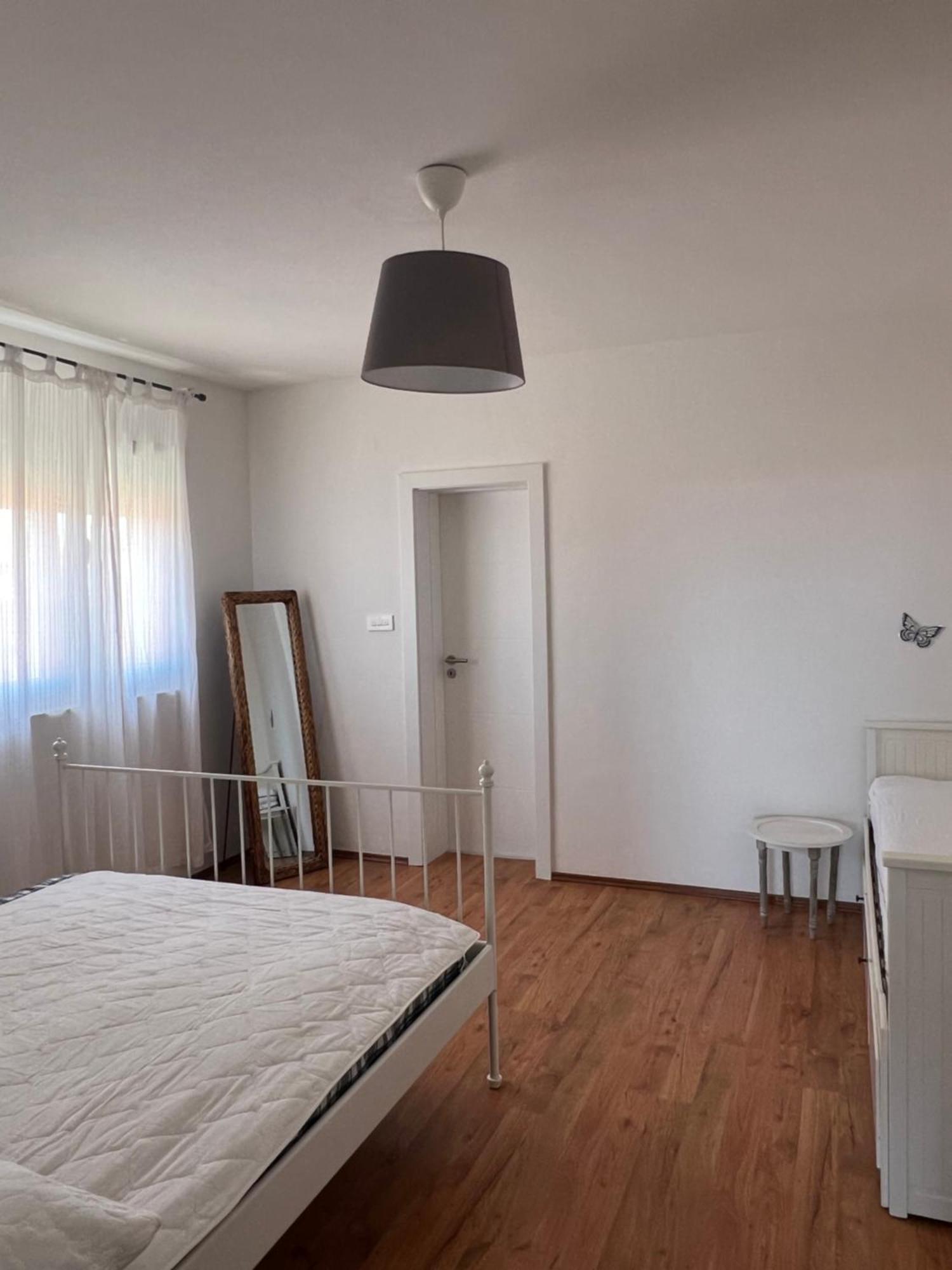 Apartmani Maksan باكوشتاني المظهر الخارجي الصورة