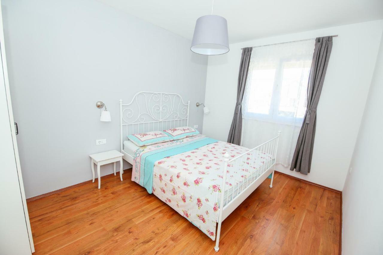 Apartmani Maksan باكوشتاني المظهر الخارجي الصورة